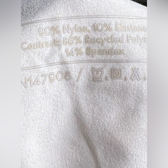 Outdoor Voices Orange Athletic Shorts Mid-Length Relaxed Fit size Large - Picture 7 of 7